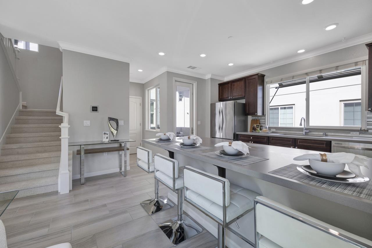 Detail Gallery Image 16 of 64 For 3079 Manuel Loop, San Jose,  CA 95136 - 4 Beds | 3/1 Baths