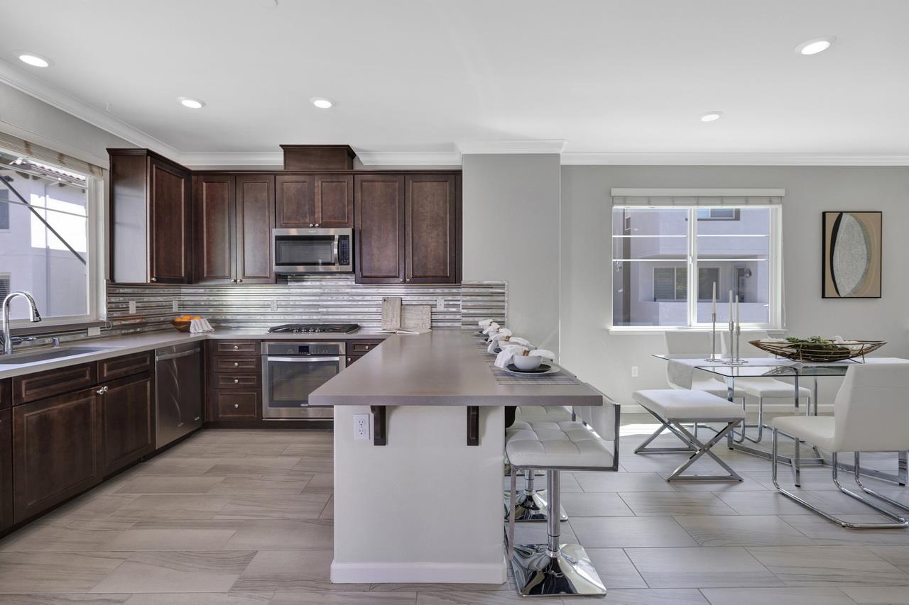 Detail Gallery Image 19 of 64 For 3079 Manuel Loop, San Jose,  CA 95136 - 4 Beds | 3/1 Baths