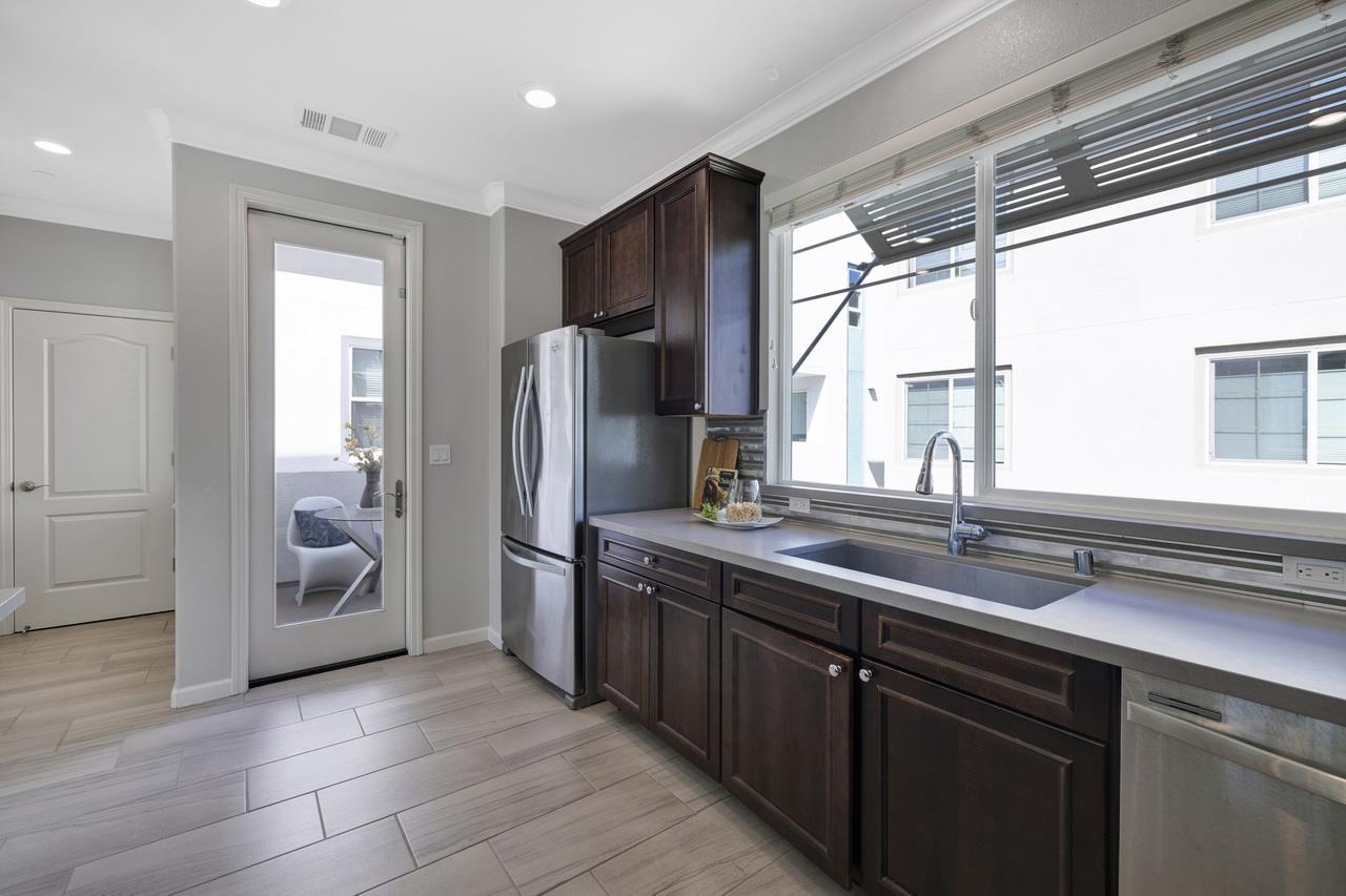 Detail Gallery Image 20 of 64 For 3079 Manuel Loop, San Jose,  CA 95136 - 4 Beds | 3/1 Baths