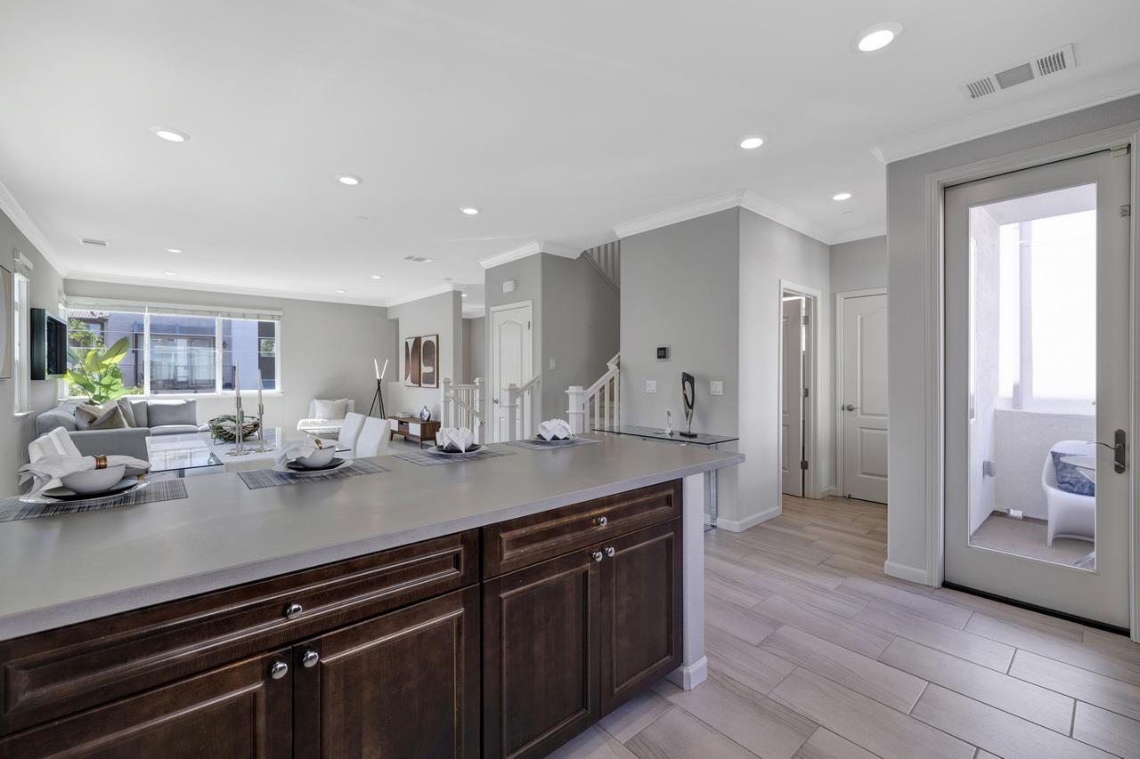 Detail Gallery Image 21 of 64 For 3079 Manuel Loop, San Jose,  CA 95136 - 4 Beds | 3/1 Baths