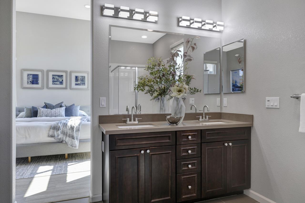 Detail Gallery Image 33 of 64 For 3079 Manuel Loop, San Jose,  CA 95136 - 4 Beds | 3/1 Baths