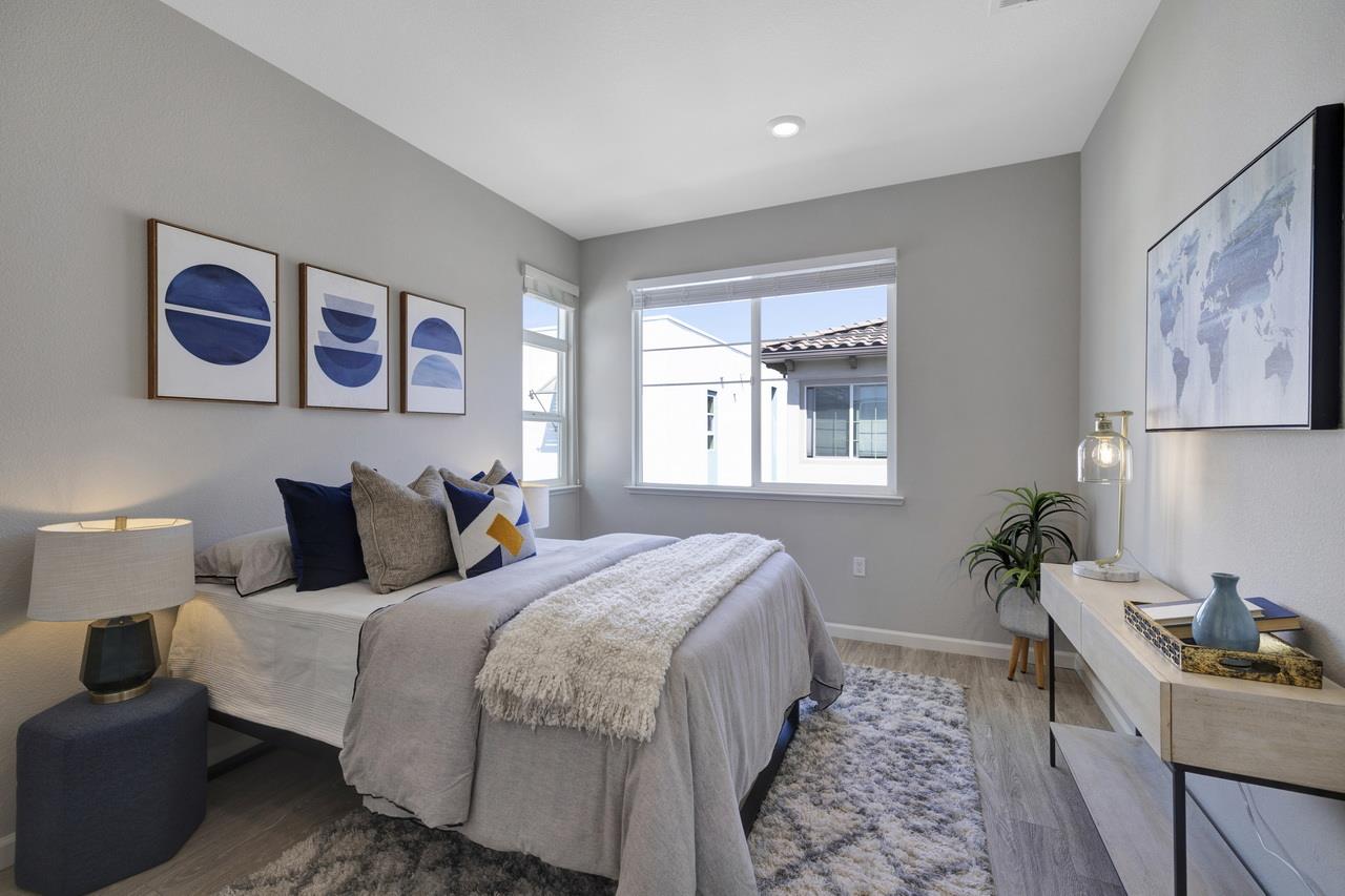 Detail Gallery Image 34 of 64 For 3079 Manuel Loop, San Jose,  CA 95136 - 4 Beds | 3/1 Baths