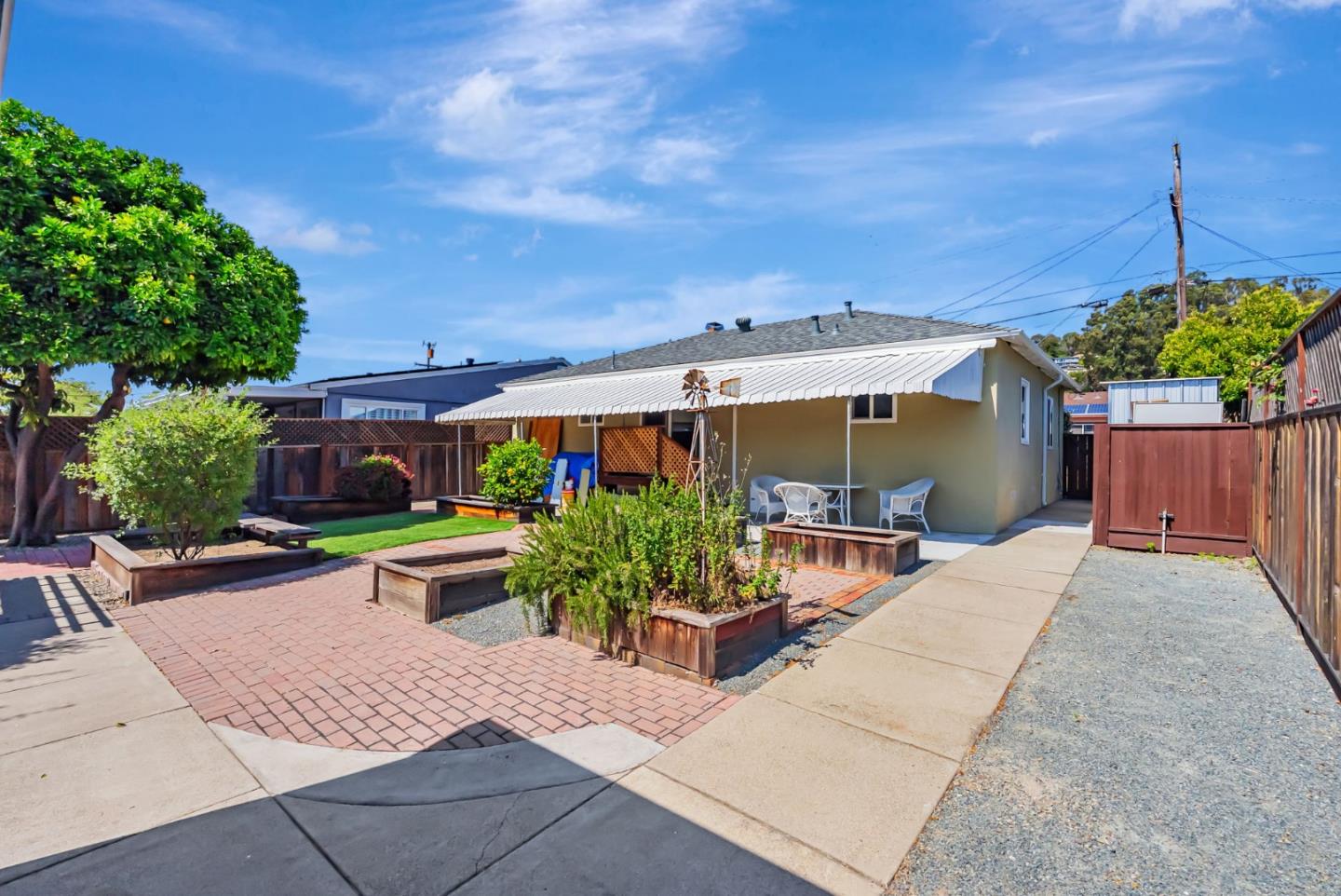 Detail Gallery Image 16 of 22 For 25875 Bel Aire Dr, Hayward,  CA 94542 - 2 Beds | 1 Baths