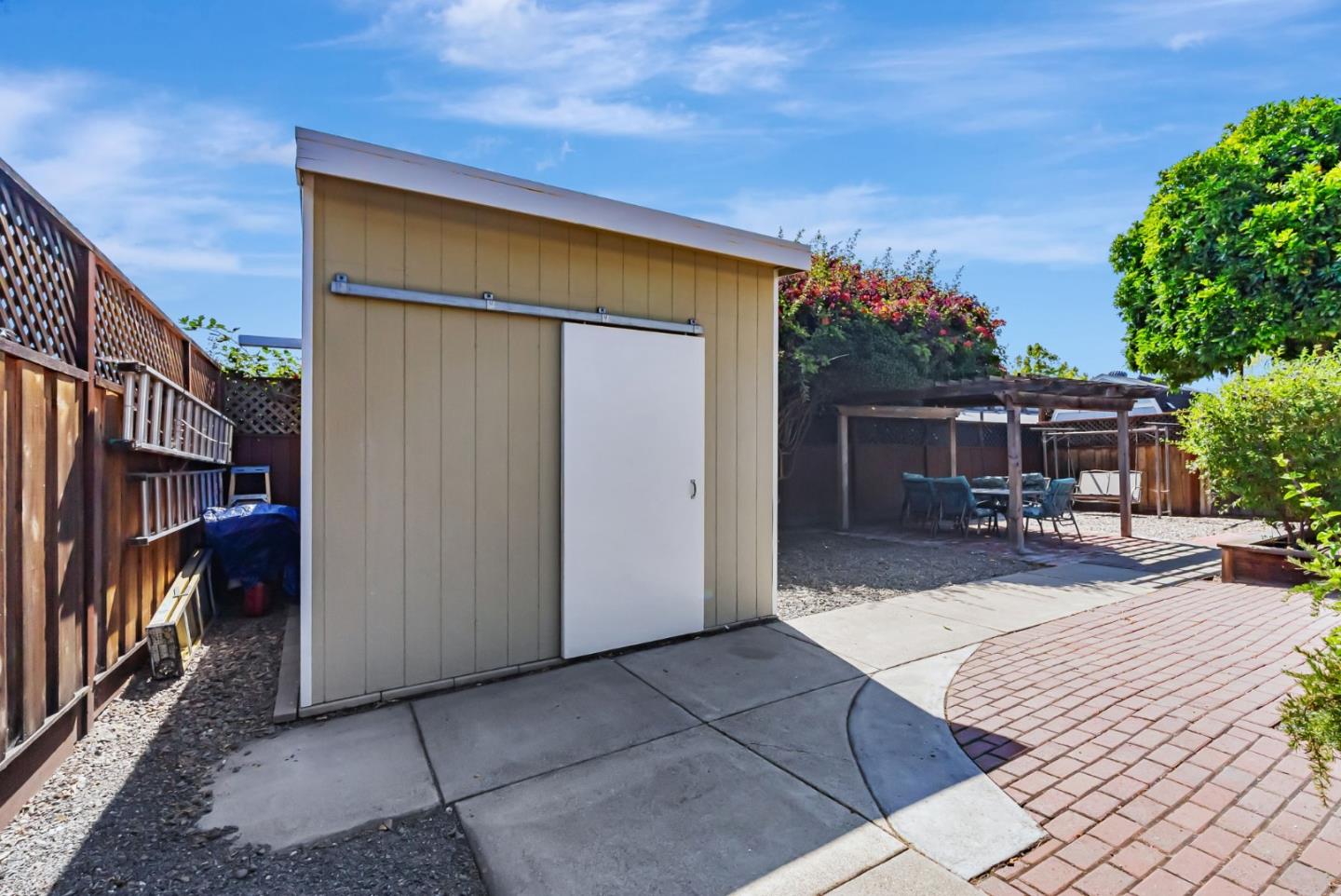 Detail Gallery Image 21 of 22 For 25875 Bel Aire Dr, Hayward,  CA 94542 - 2 Beds | 1 Baths