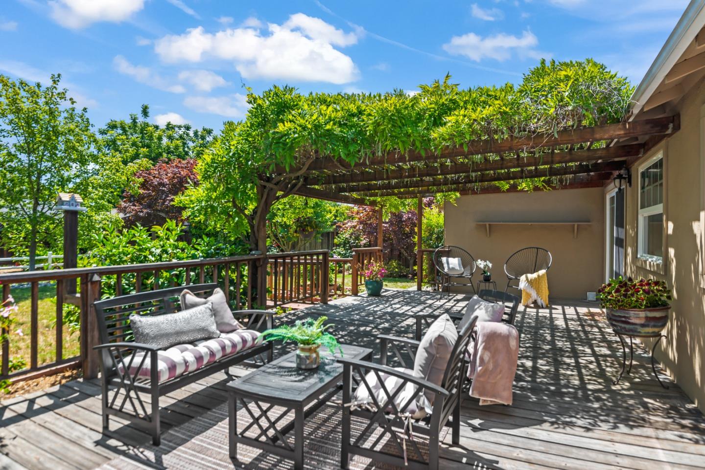 Detail Gallery Image 21 of 29 For 1380 Lillian Ave, Sunnyvale,  CA 94087 - 2 Beds | 1 Baths