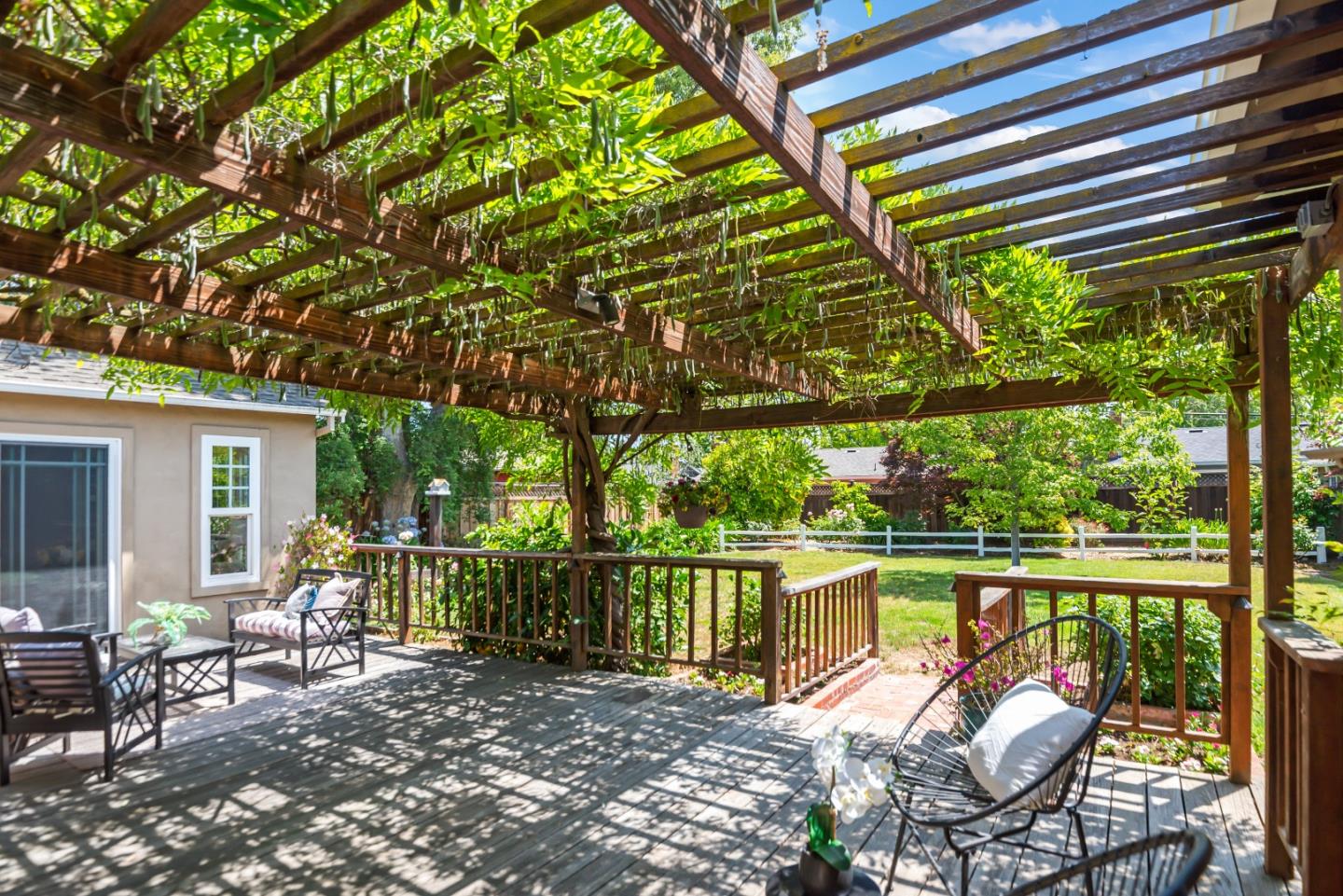 Detail Gallery Image 24 of 29 For 1380 Lillian Ave, Sunnyvale,  CA 94087 - 2 Beds | 1 Baths