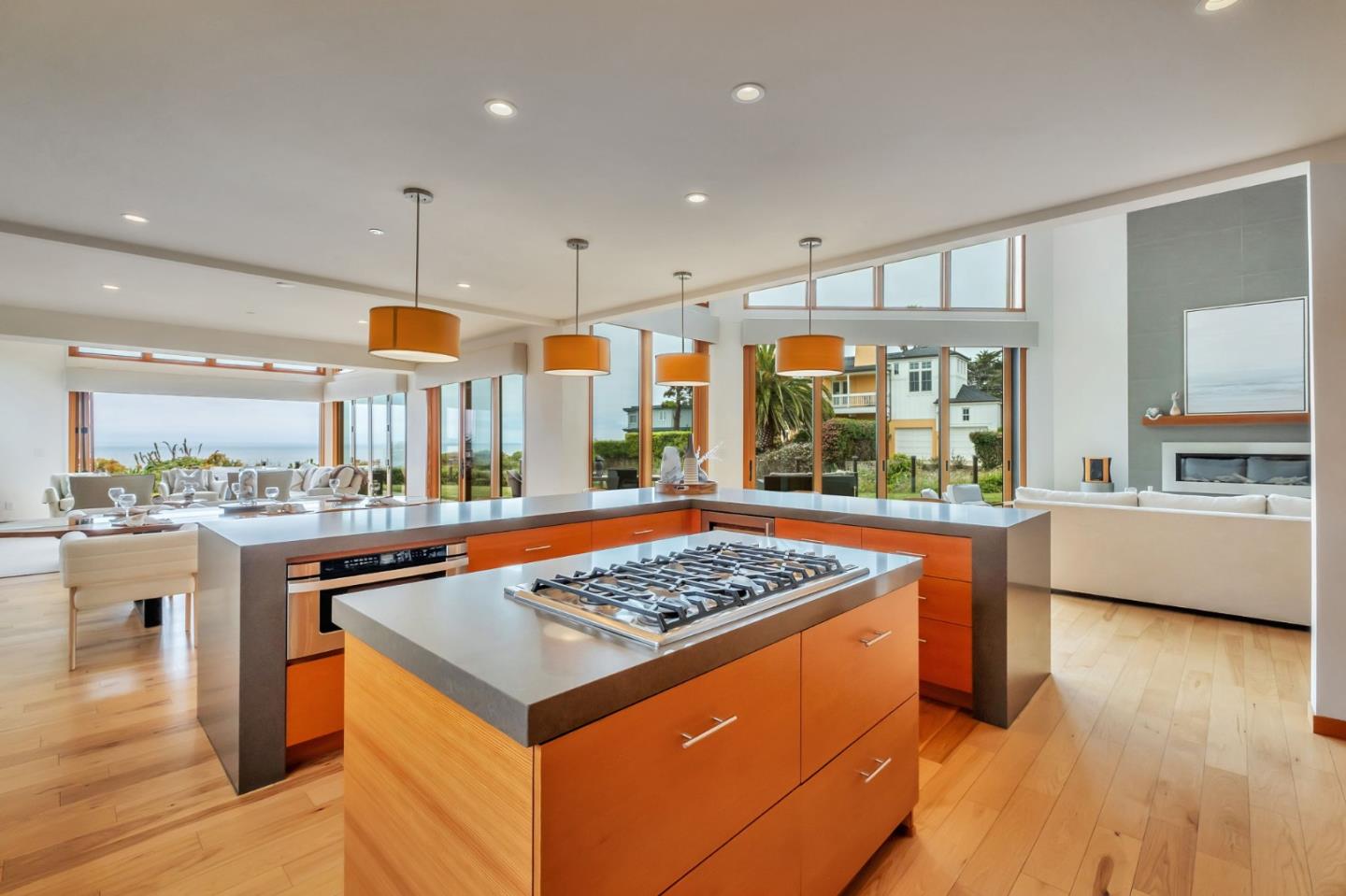 Detail Gallery Image 11 of 65 For 616 Bayview Dr, Aptos,  CA 95003 - 4 Beds | 4/1 Baths