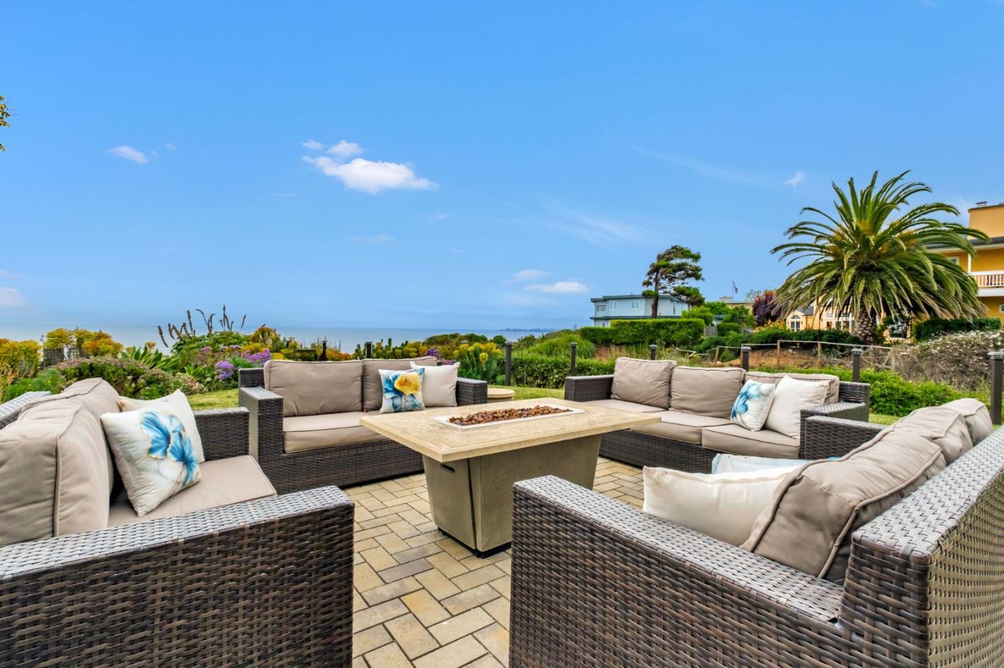 Detail Gallery Image 46 of 65 For 616 Bayview Dr, Aptos,  CA 95003 - 4 Beds | 4/1 Baths