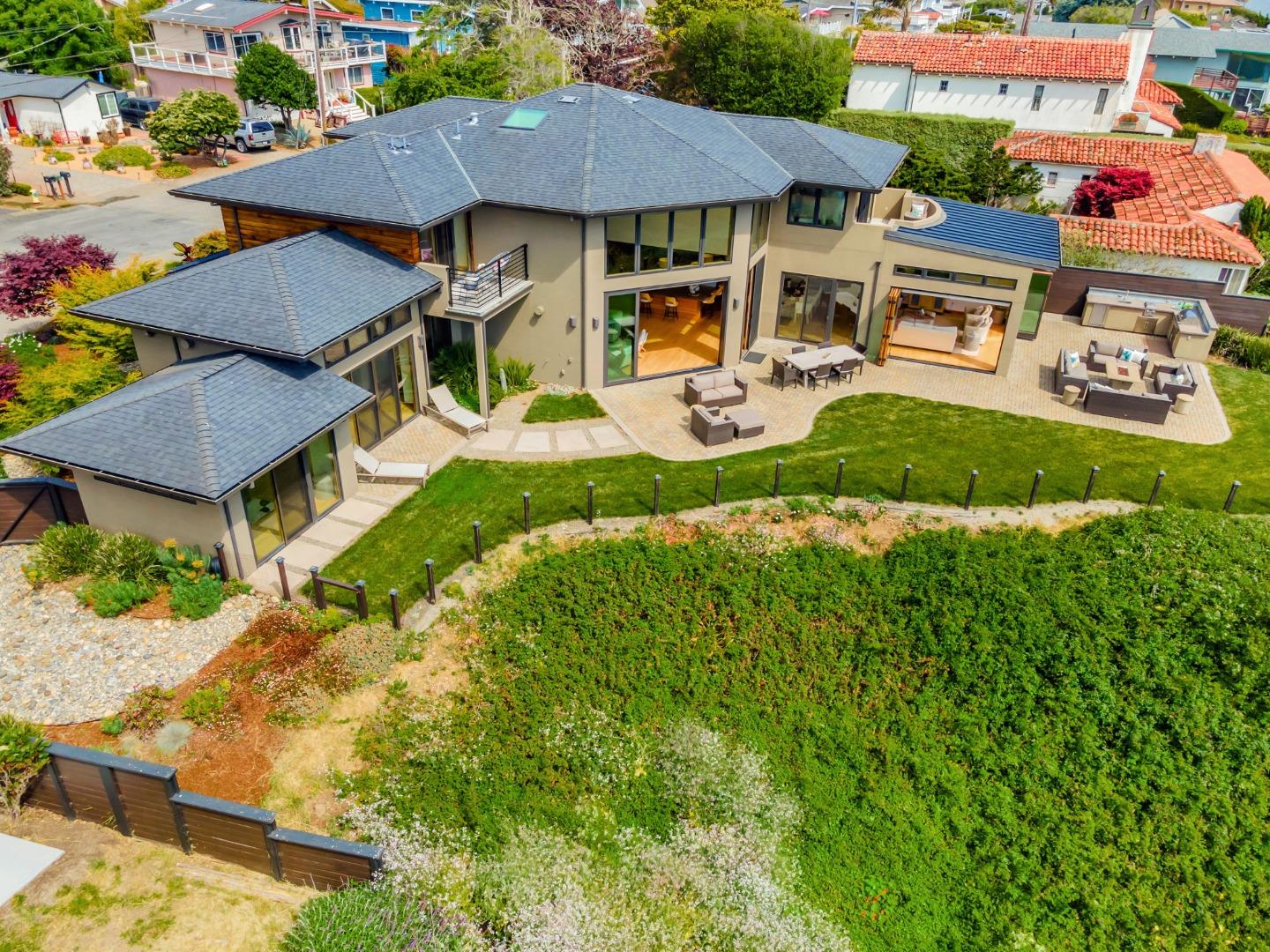Detail Gallery Image 54 of 65 For 616 Bayview Dr, Aptos,  CA 95003 - 4 Beds | 4/1 Baths