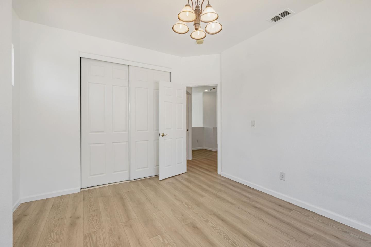 Detail Gallery Image 30 of 51 For 2636 Yorkshire Dr, Antioch,  CA 94531 - 4 Beds | 2/1 Baths