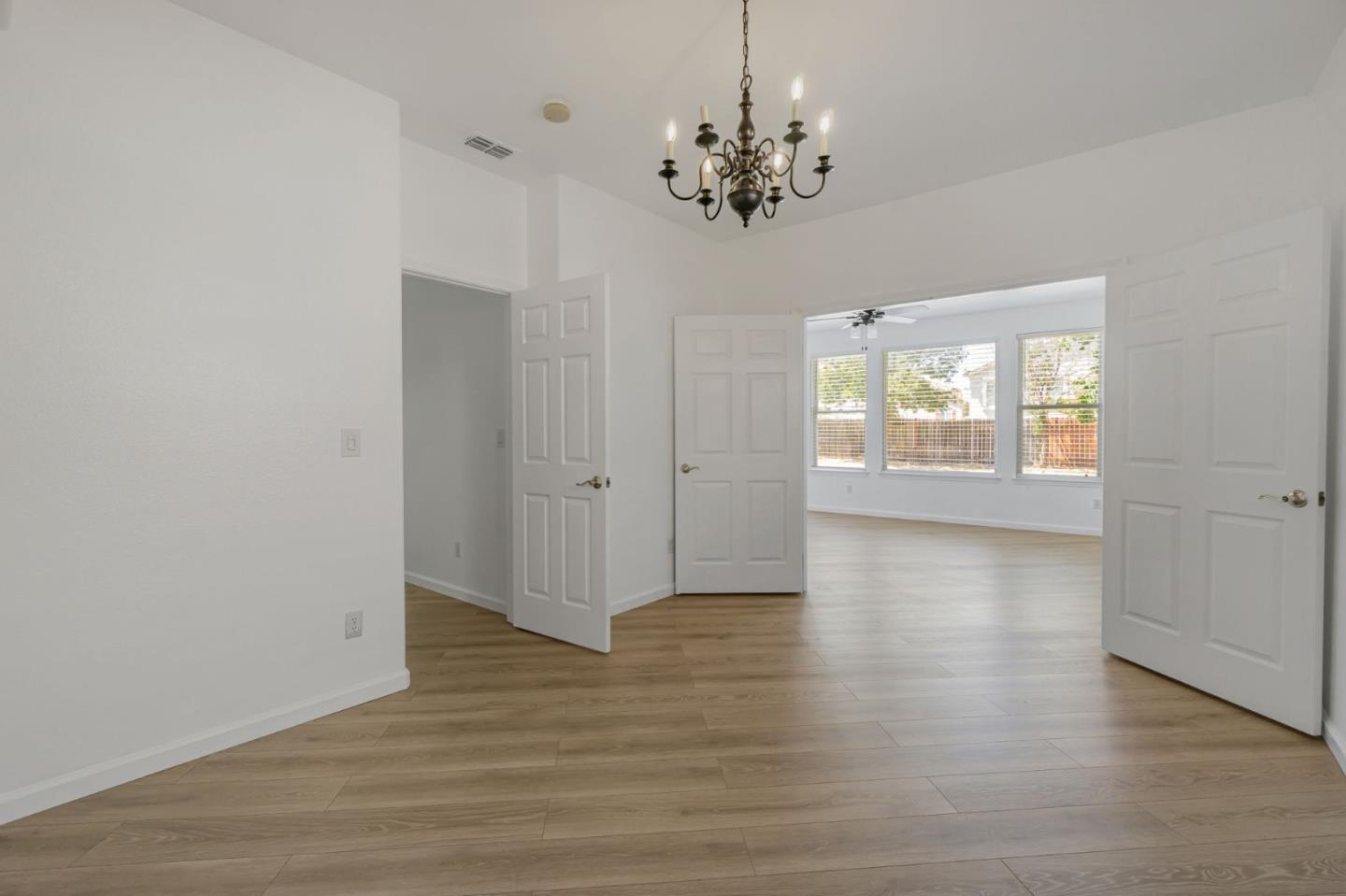 Detail Gallery Image 42 of 51 For 2636 Yorkshire Dr, Antioch,  CA 94531 - 4 Beds | 2/1 Baths