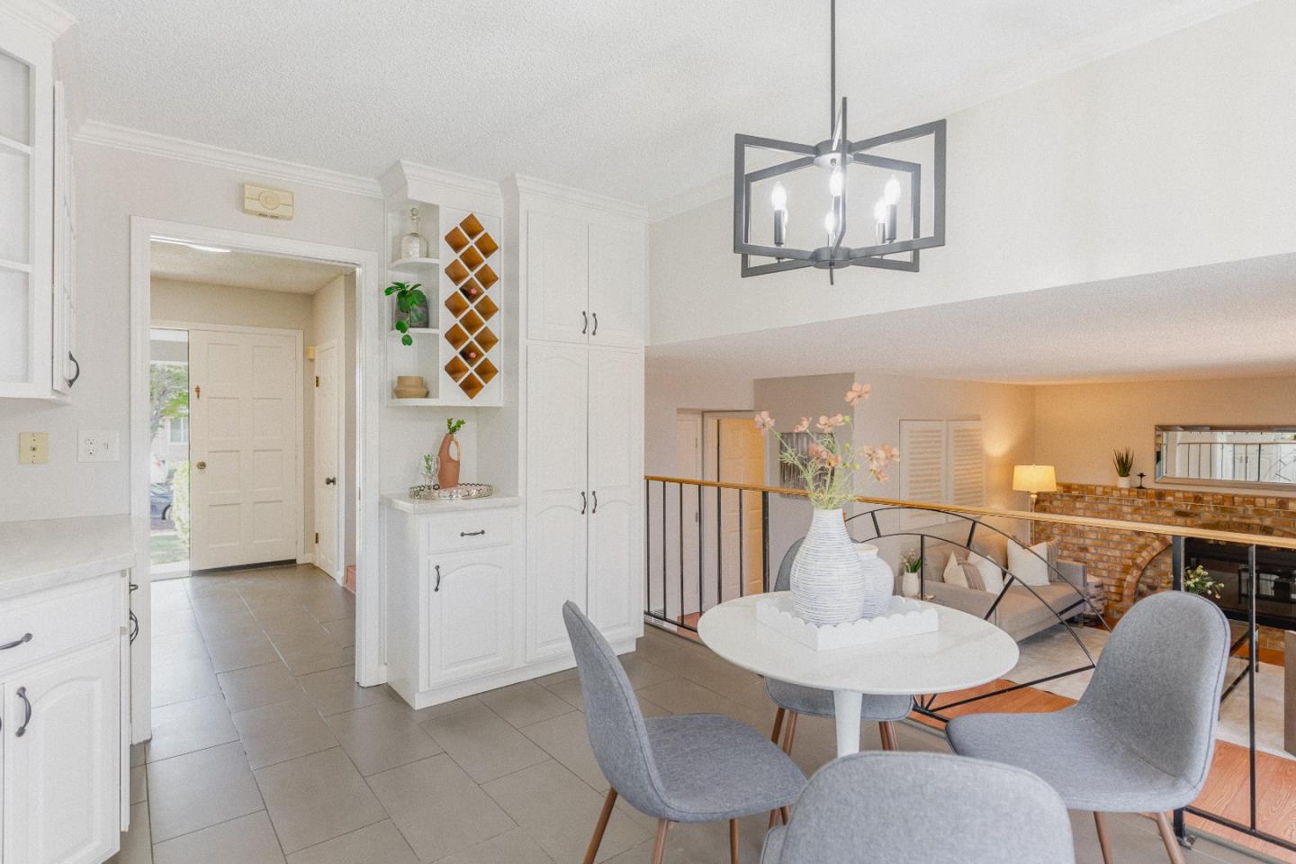Detail Gallery Image 16 of 61 For 412 Bluefield Dr, San Jose,  CA 95136 - 4 Beds | 2/1 Baths