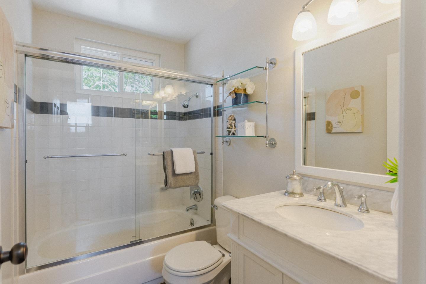 Detail Gallery Image 42 of 61 For 412 Bluefield Dr, San Jose,  CA 95136 - 4 Beds | 2/1 Baths