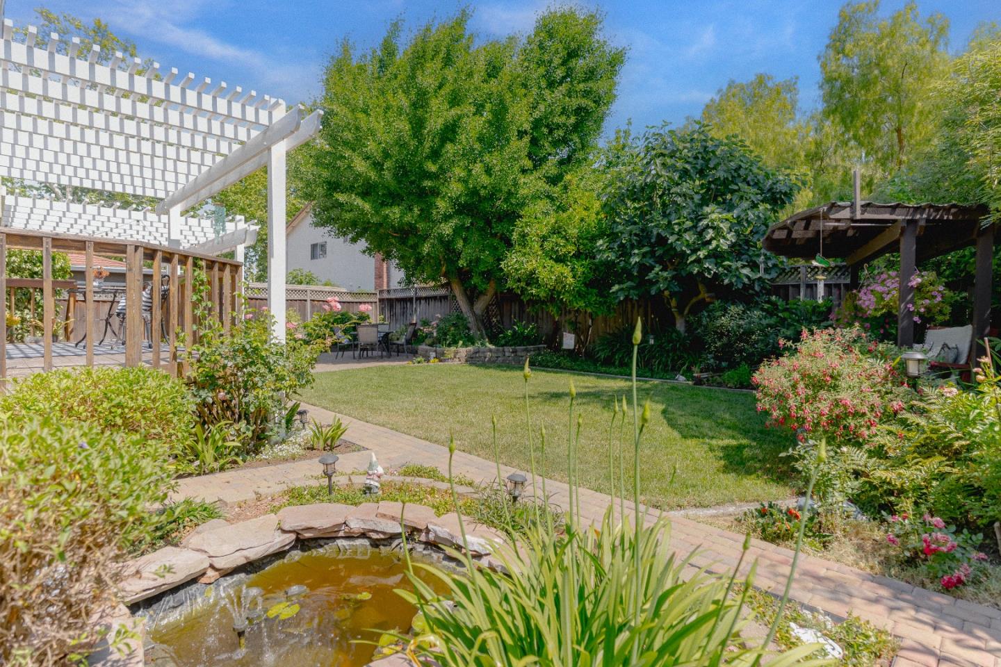 Detail Gallery Image 56 of 61 For 412 Bluefield Dr, San Jose,  CA 95136 - 4 Beds | 2/1 Baths