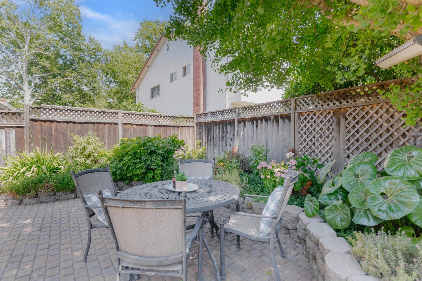 Detail Gallery Image 58 of 61 For 412 Bluefield Dr, San Jose,  CA 95136 - 4 Beds | 2/1 Baths