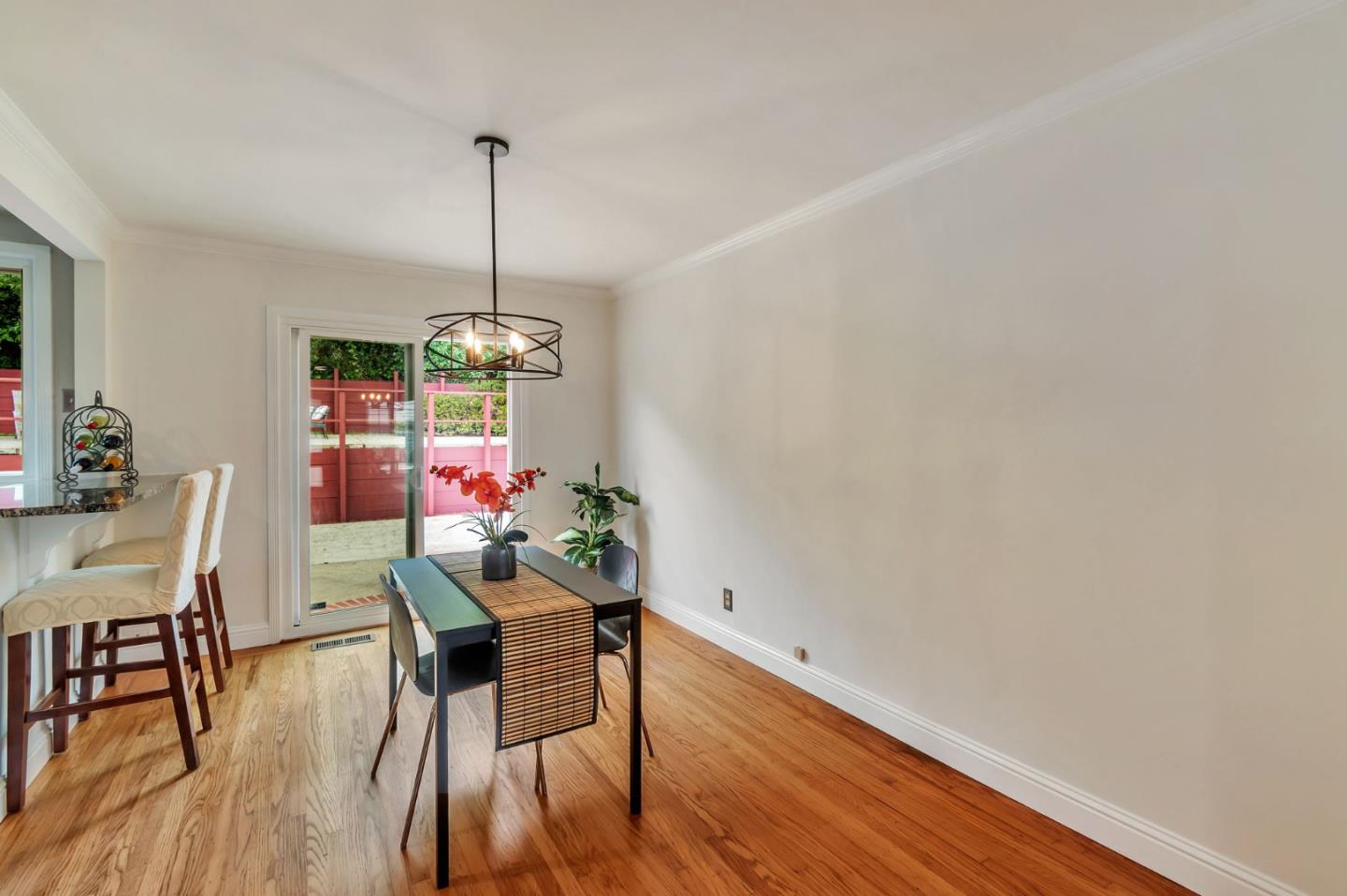 Detail Gallery Image 14 of 45 For 803 Thornhill Dr, Daly City,  CA 94015 - 3 Beds | 1 Baths