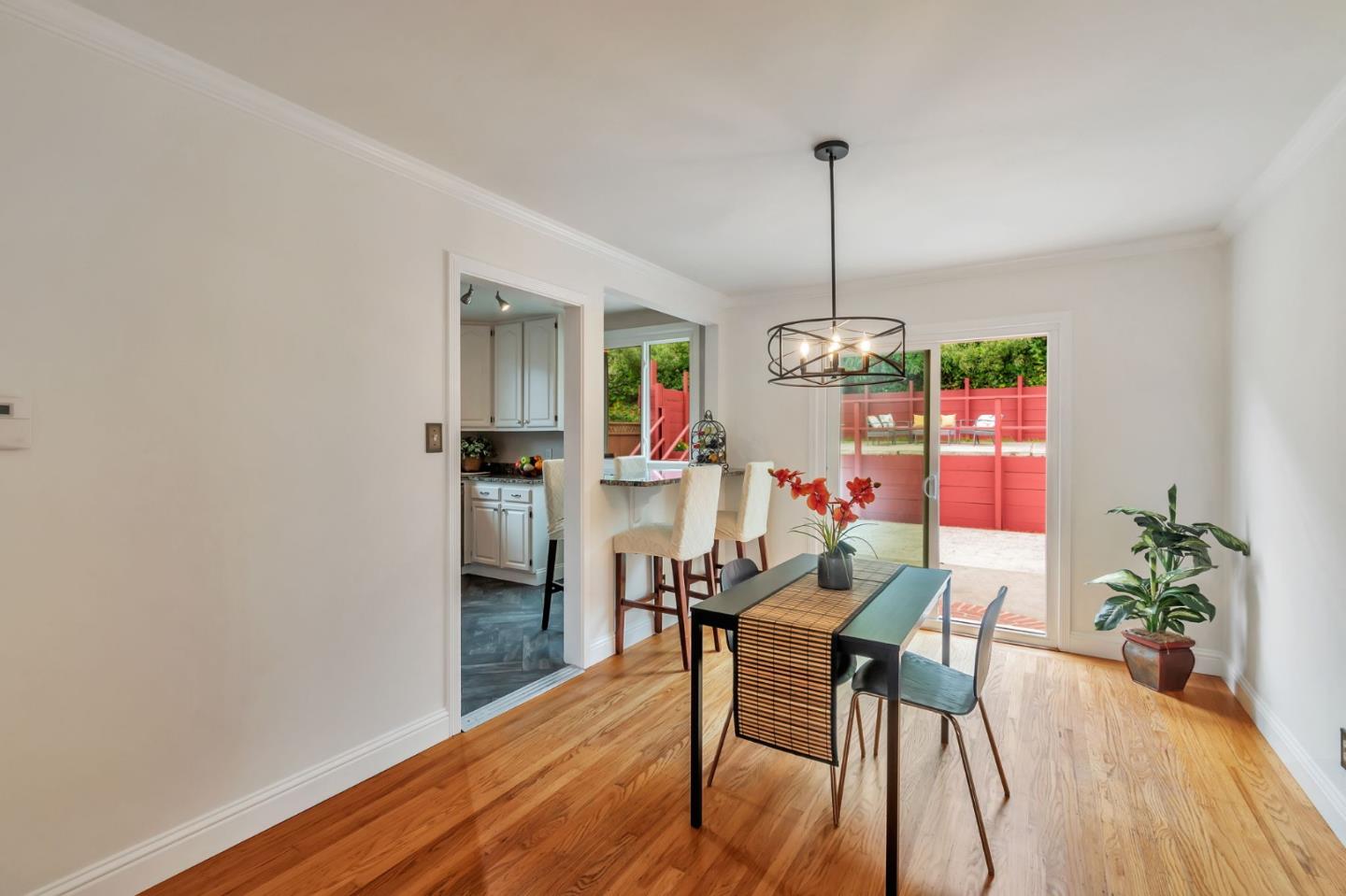Detail Gallery Image 15 of 45 For 803 Thornhill Dr, Daly City,  CA 94015 - 3 Beds | 1 Baths