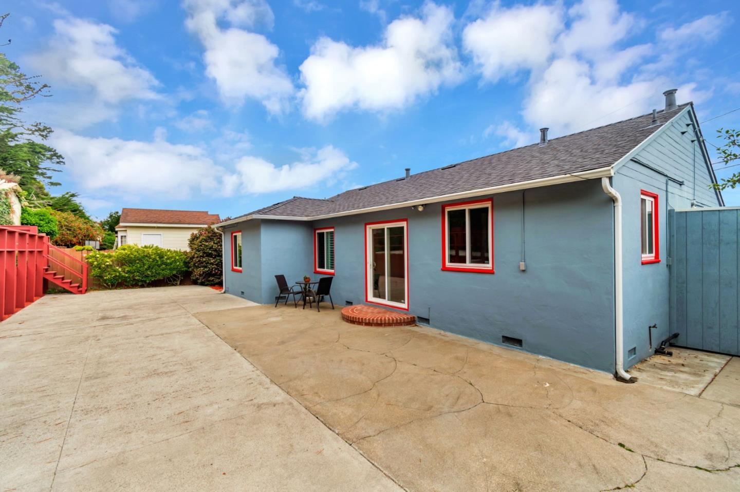 Detail Gallery Image 38 of 45 For 803 Thornhill Dr, Daly City,  CA 94015 - 3 Beds | 1 Baths