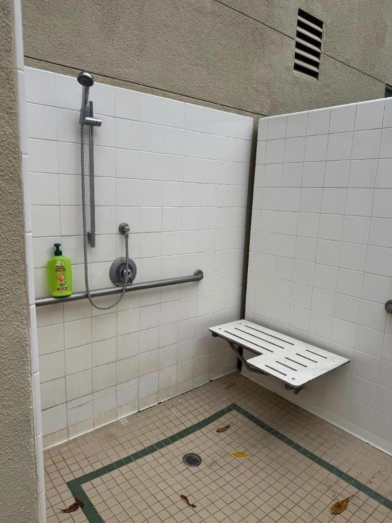 Detail Gallery Image 27 of 38 For 356 Everson Dr, Santa Cruz,  CA 95060 - 1 Beds | 1 Baths