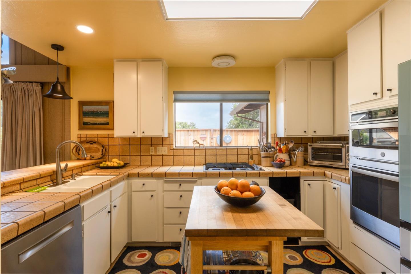 Detail Gallery Image 12 of 23 For 14004 Reservation Rd, Salinas,  CA 93908 - 2 Beds | 2 Baths