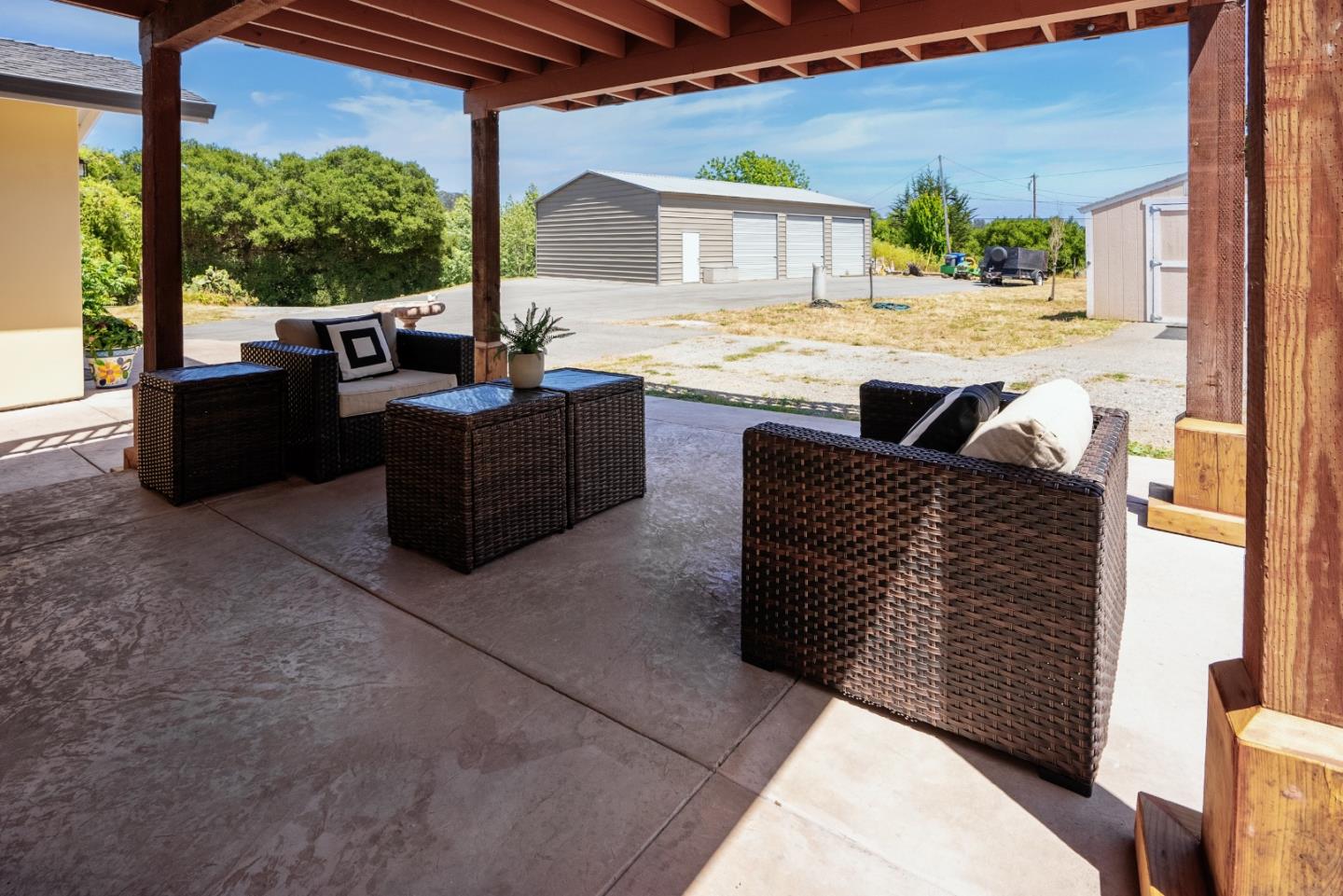 Detail Gallery Image 10 of 38 For 490 Carson Ln, Watsonville,  CA 95076 - 2 Beds | 1 Baths