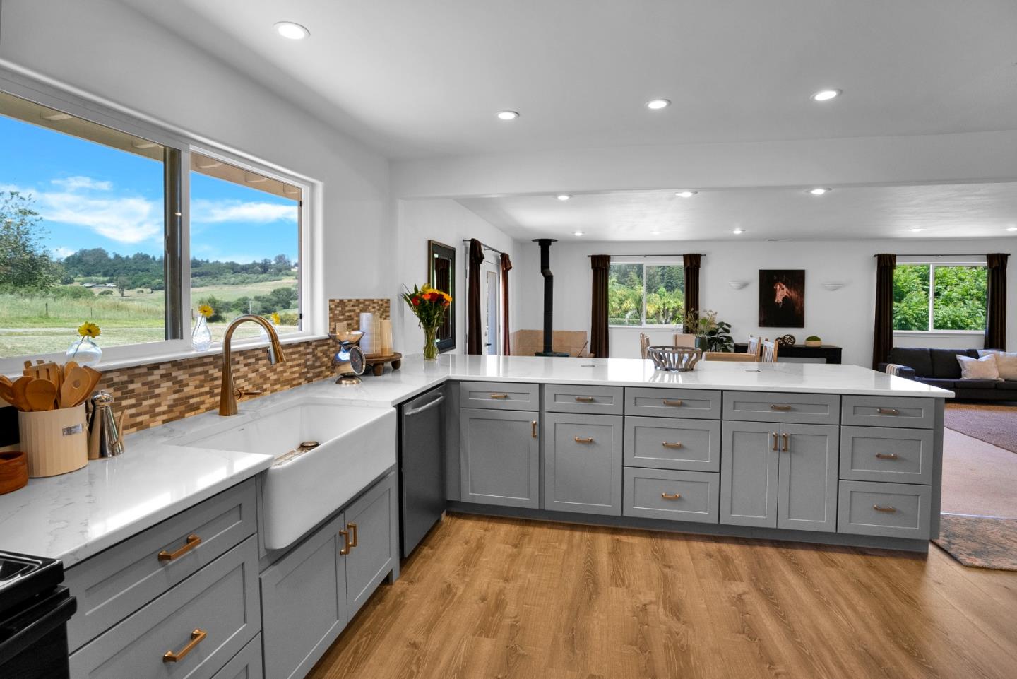 Detail Gallery Image 21 of 38 For 490 Carson Ln, Watsonville,  CA 95076 - 2 Beds | 1 Baths