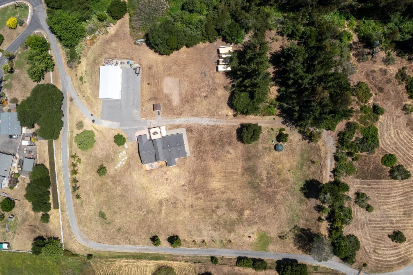Detail Gallery Image 35 of 38 For 490 Carson Ln, Watsonville,  CA 95076 - 2 Beds | 1 Baths