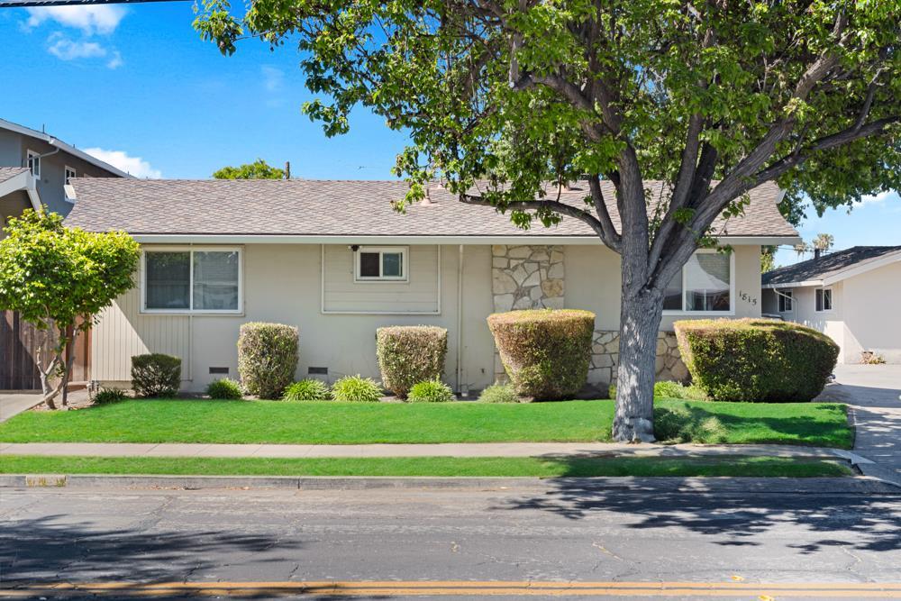 Detail Gallery Image 2 of 19 For 1815 Bucknall Rd, Campbell,  CA 95008 - 6 Beds | 3 Baths