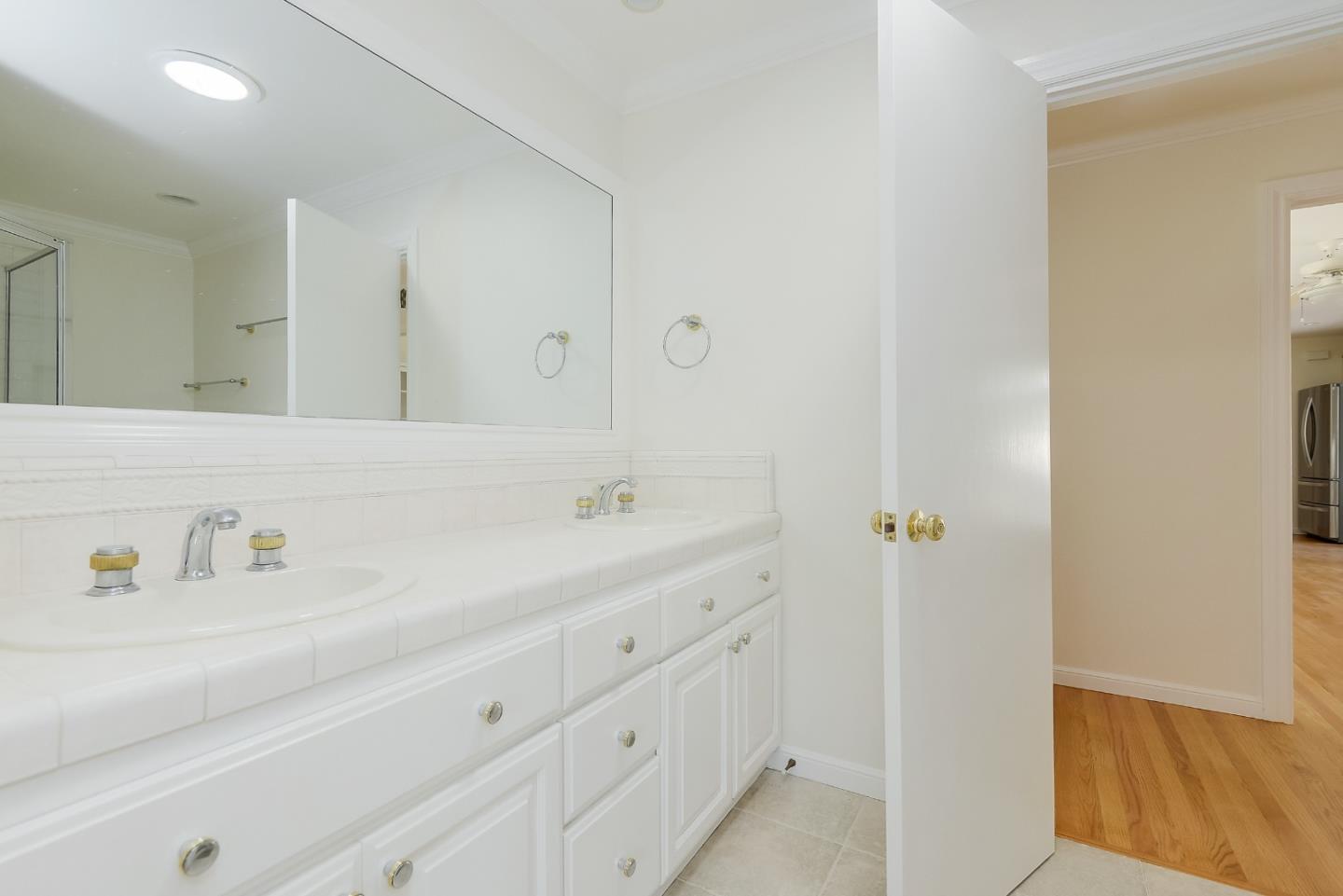 Detail Gallery Image 18 of 25 For 260 Santa Monica Ave, Menlo Park,  CA 94025 - 3 Beds | 2 Baths