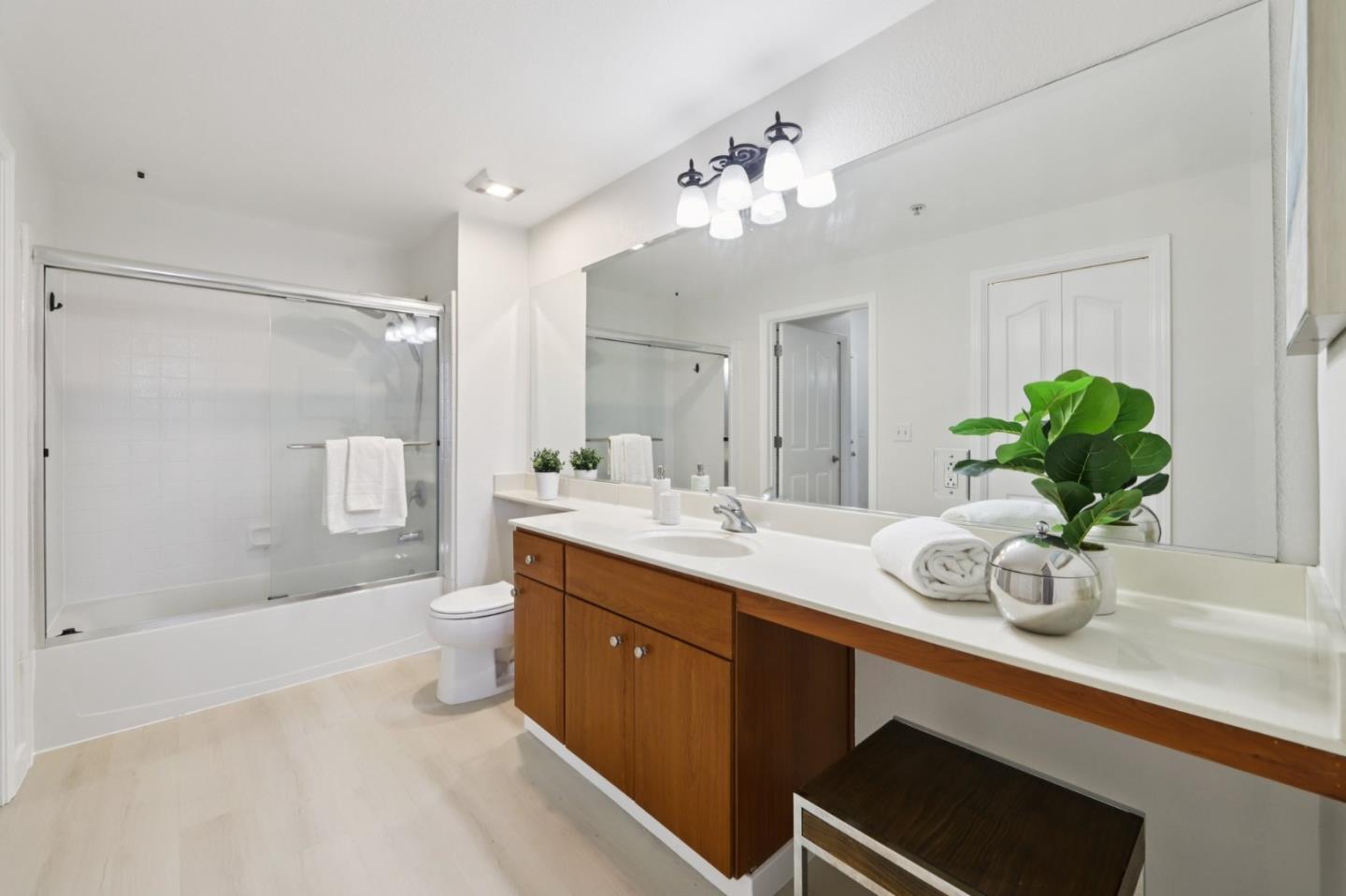 Detail Gallery Image 22 of 34 For 801 S Winchester Blvd #1118,  San Jose,  CA 95128 - 1 Beds | 1 Baths