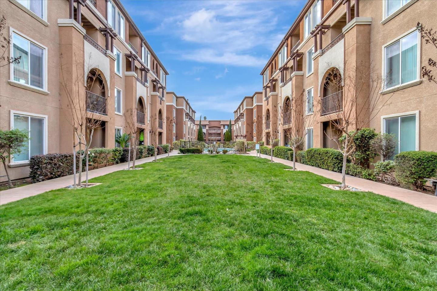 Detail Gallery Image 29 of 34 For 801 S Winchester Blvd #1118,  San Jose,  CA 95128 - 1 Beds | 1 Baths