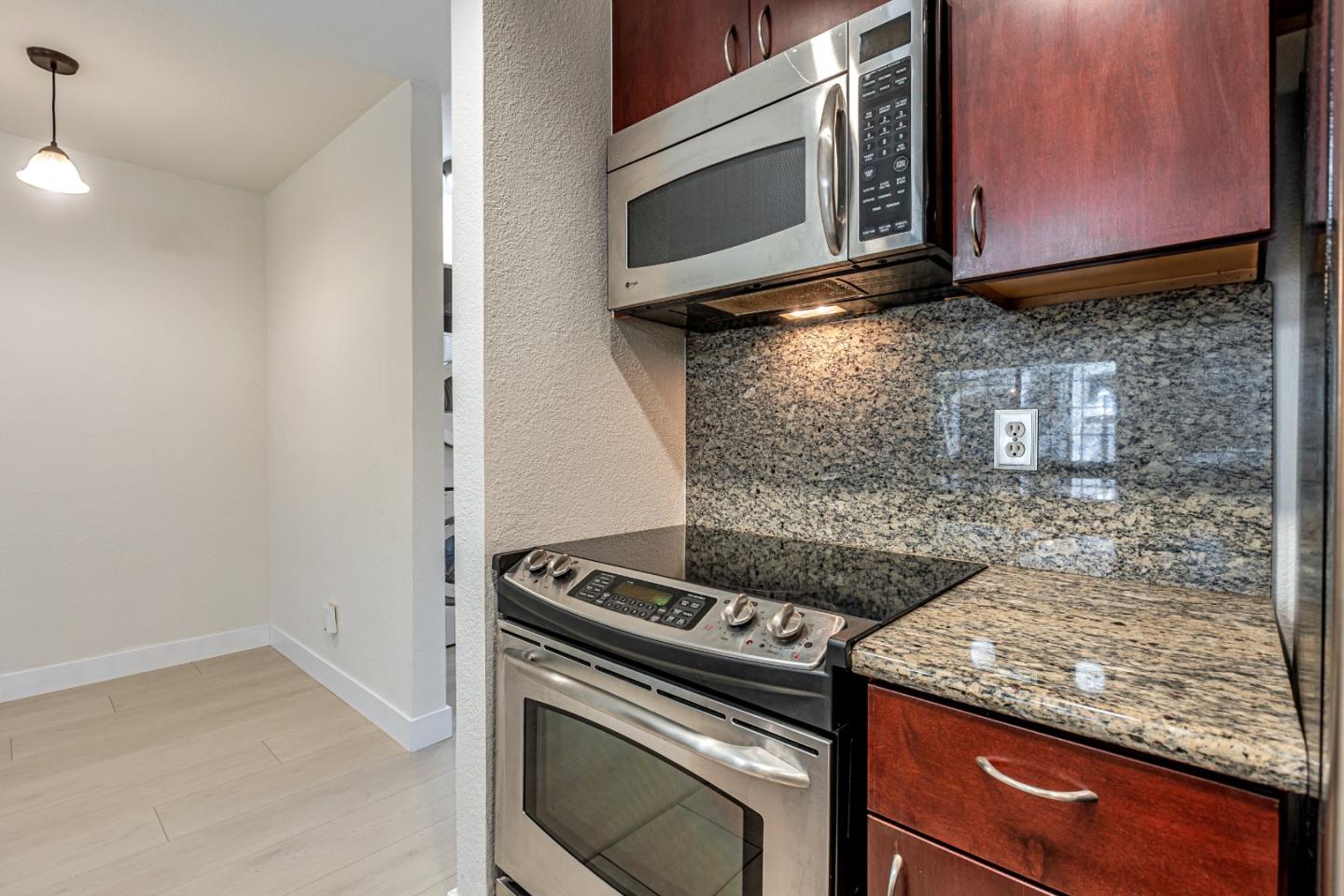 Detail Gallery Image 17 of 33 For 6886 Chantel Ct, San Jose,  CA 95129 - 1 Beds | 1 Baths