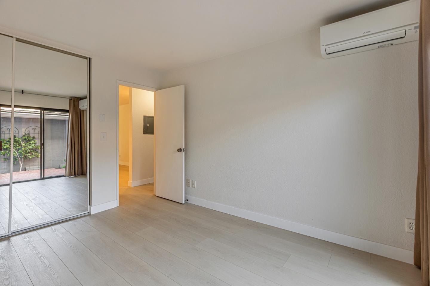 Detail Gallery Image 22 of 33 For 6886 Chantel Ct, San Jose,  CA 95129 - 1 Beds | 1 Baths