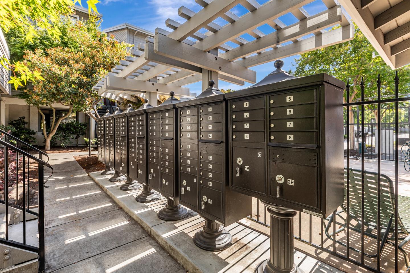 Detail Gallery Image 32 of 33 For 6886 Chantel Ct, San Jose,  CA 95129 - 1 Beds | 1 Baths
