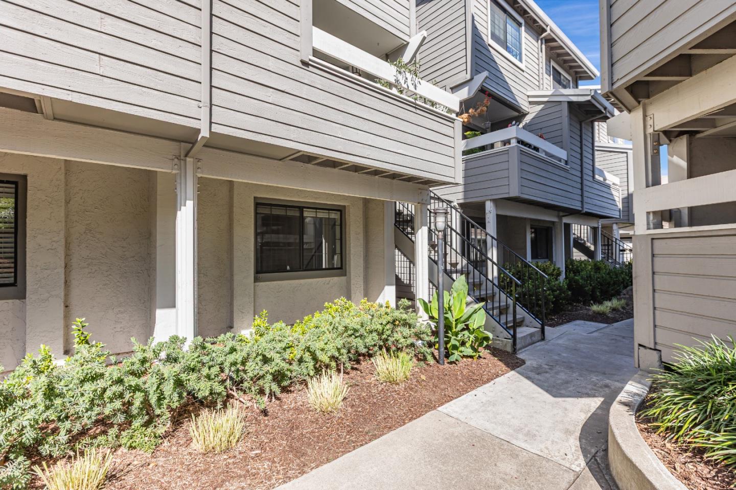 Detail Gallery Image 33 of 33 For 6886 Chantel Ct, San Jose,  CA 95129 - 1 Beds | 1 Baths