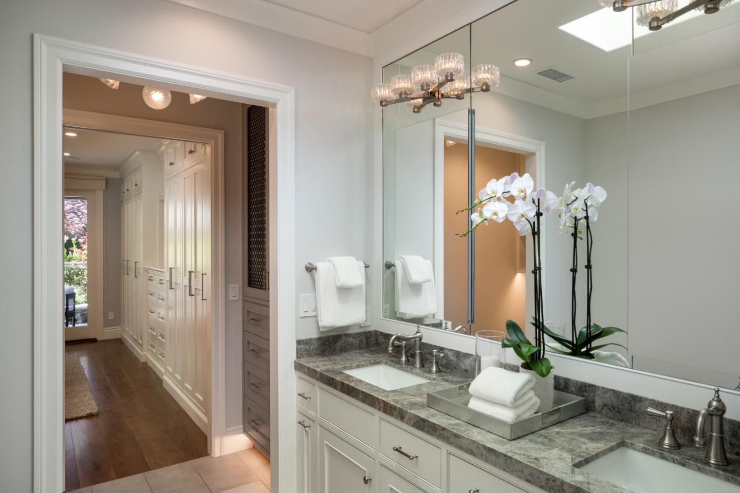 Detail Gallery Image 15 of 31 For 41 Deep Well Ln, Los Altos,  CA 94022 - 1 Beds | 2 Baths