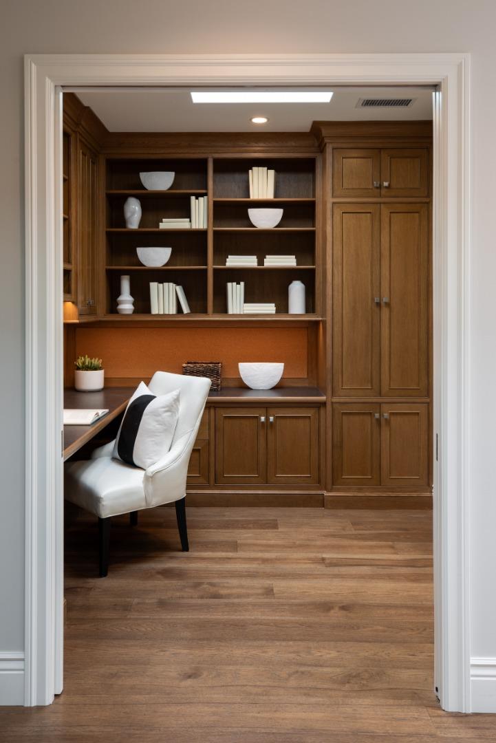 Detail Gallery Image 22 of 31 For 41 Deep Well Ln, Los Altos,  CA 94022 - 1 Beds | 2 Baths