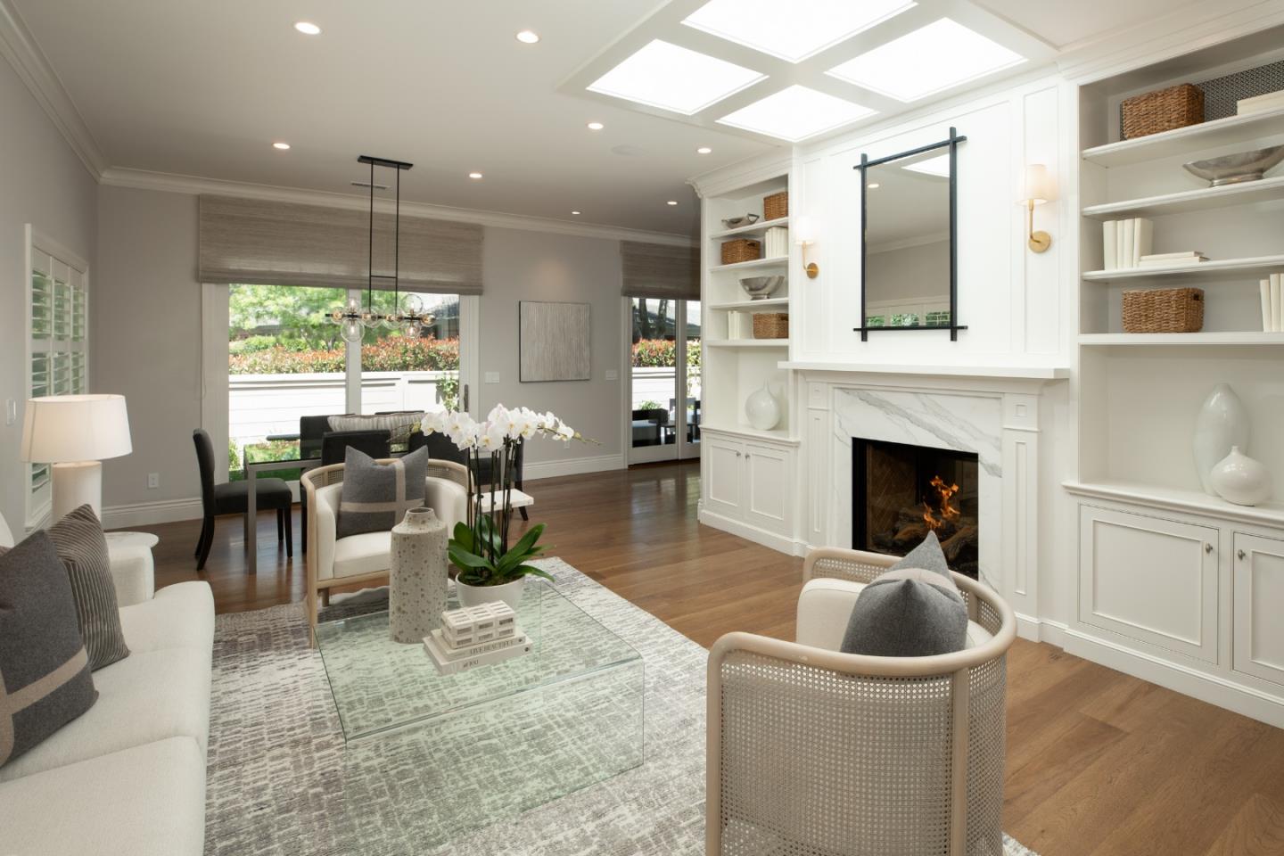 Detail Gallery Image 3 of 31 For 41 Deep Well Ln, Los Altos,  CA 94022 - 1 Beds | 2 Baths