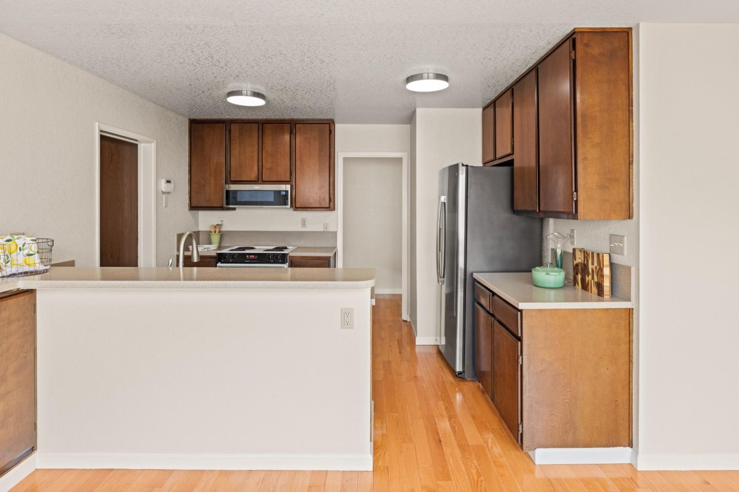 Detail Gallery Image 10 of 32 For 3097 Messinger Dr, Marina,  CA 93933 - 3 Beds | 2 Baths
