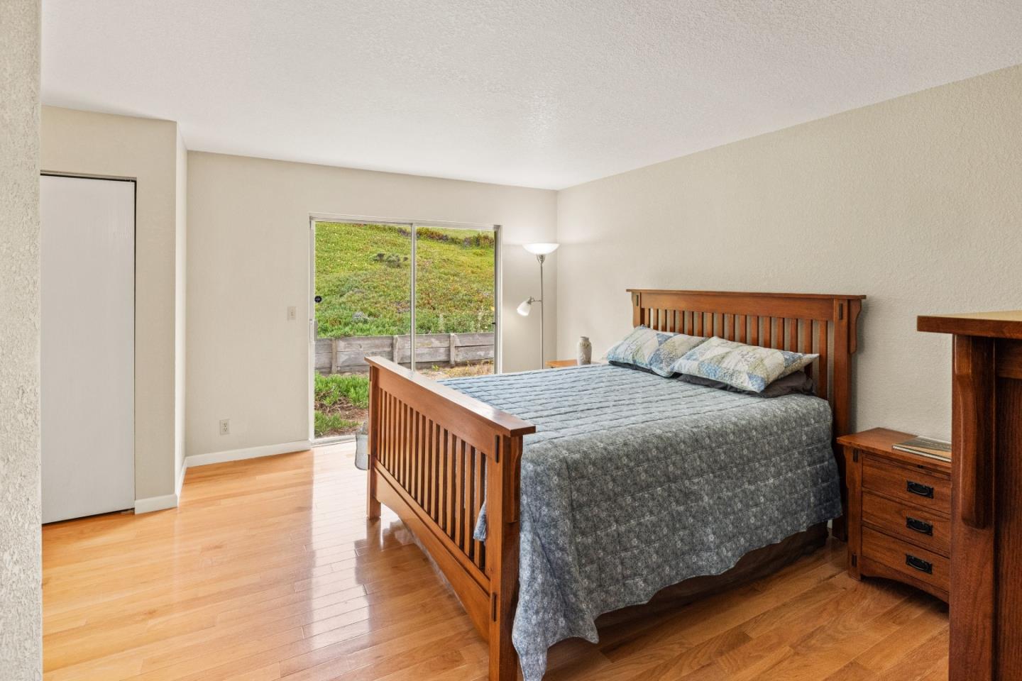 Detail Gallery Image 11 of 32 For 3097 Messinger Dr, Marina,  CA 93933 - 3 Beds | 2 Baths