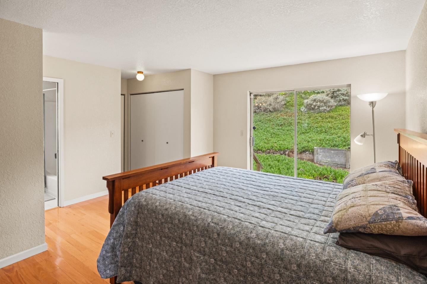Detail Gallery Image 12 of 32 For 3097 Messinger Dr, Marina,  CA 93933 - 3 Beds | 2 Baths