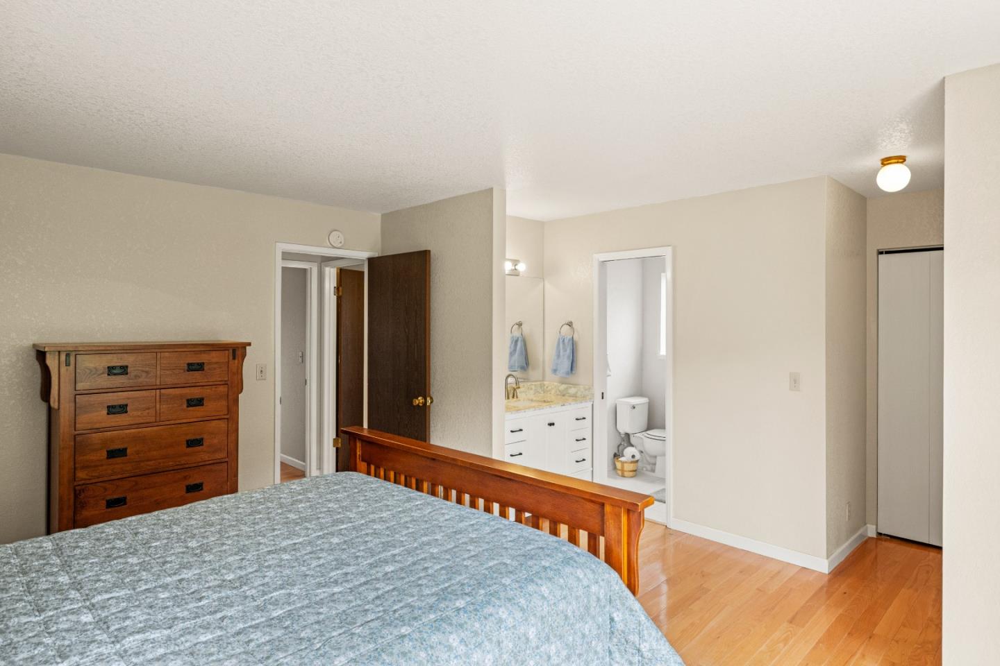 Detail Gallery Image 14 of 32 For 3097 Messinger Dr, Marina,  CA 93933 - 3 Beds | 2 Baths