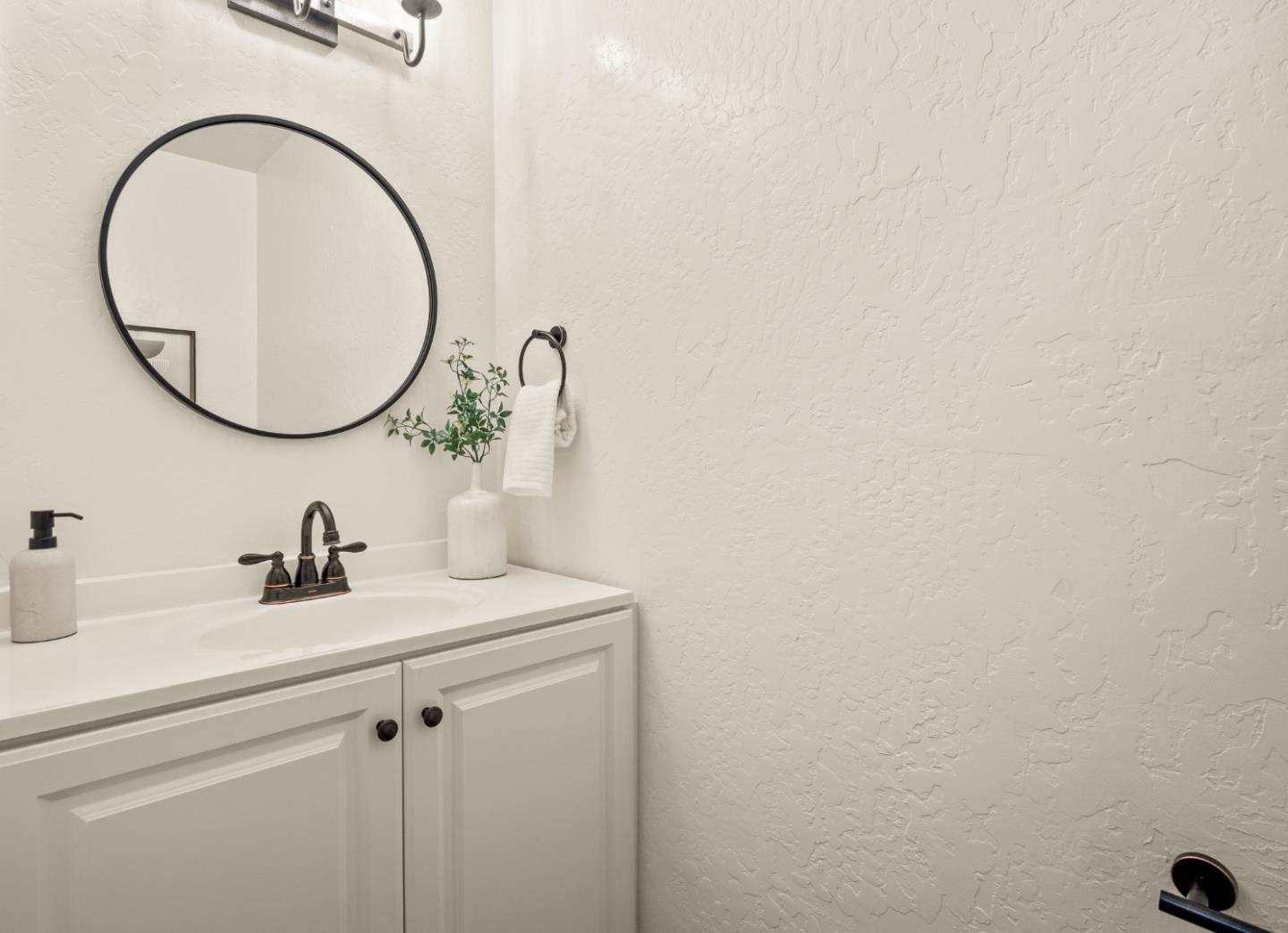 Detail Gallery Image 12 of 17 For 120 Oak Rim Way #10,  Los Gatos,  CA 95032 - 2 Beds | 1/1 Baths