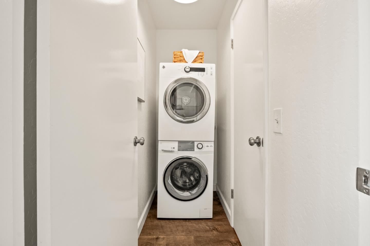 Detail Gallery Image 13 of 17 For 120 Oak Rim Way #10,  Los Gatos,  CA 95032 - 2 Beds | 1/1 Baths