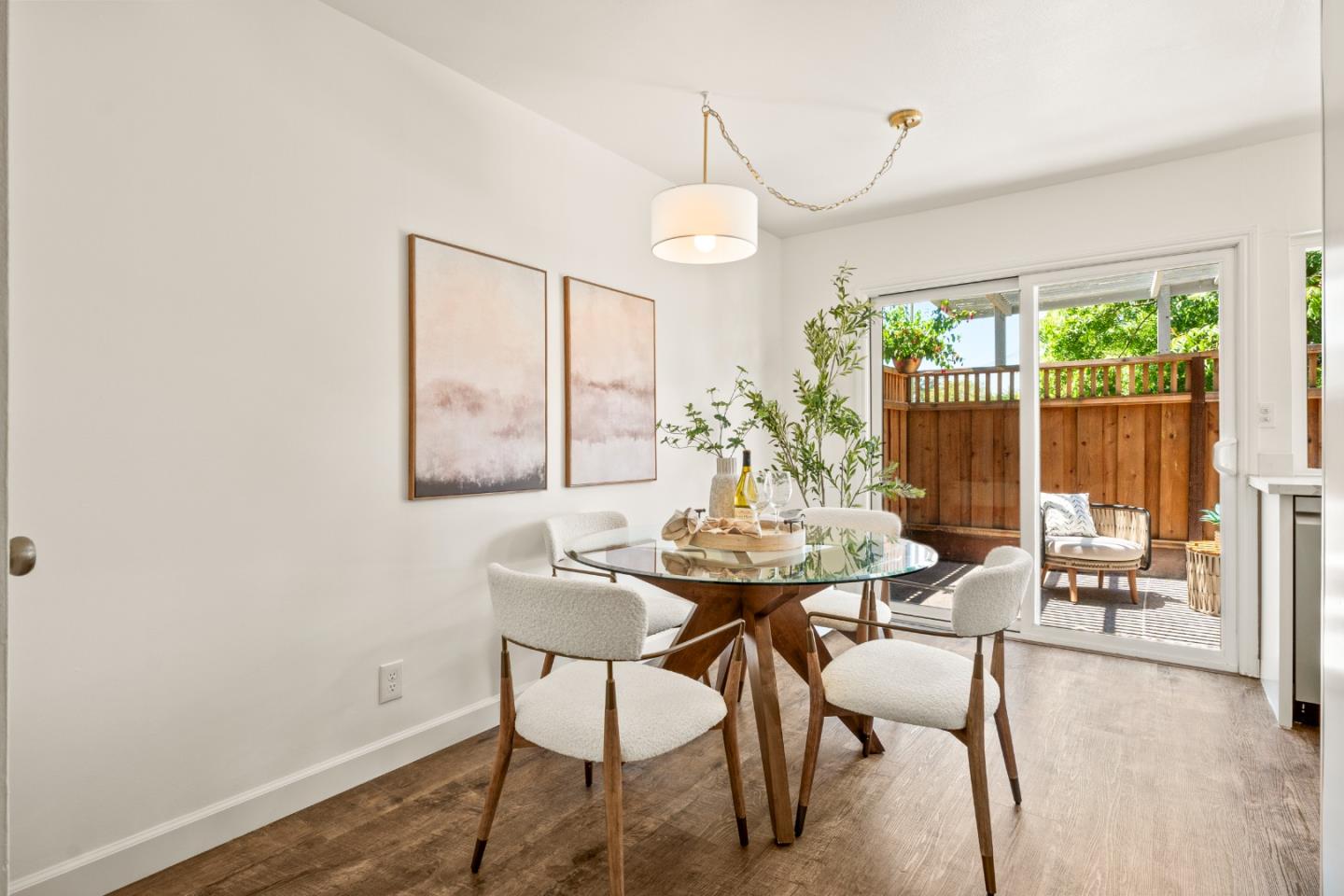 Detail Gallery Image 4 of 17 For 120 Oak Rim Way #10,  Los Gatos,  CA 95032 - 2 Beds | 1/1 Baths