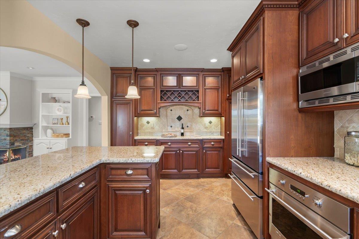 Detail Gallery Image 11 of 35 For 15570 Loma Vista Ave, Los Gatos,  CA 95032 - 3 Beds | 2 Baths
