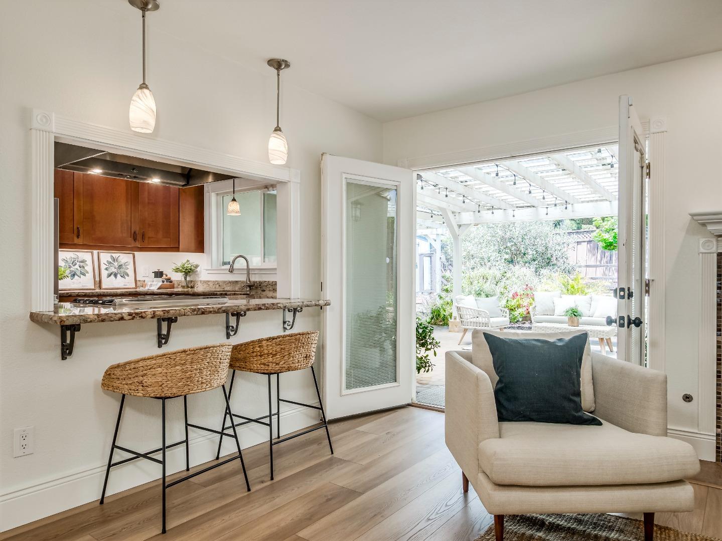 Detail Gallery Image 11 of 24 For 385 W Dunne Ave, Morgan Hill,  CA 95037 - 3 Beds | 2 Baths