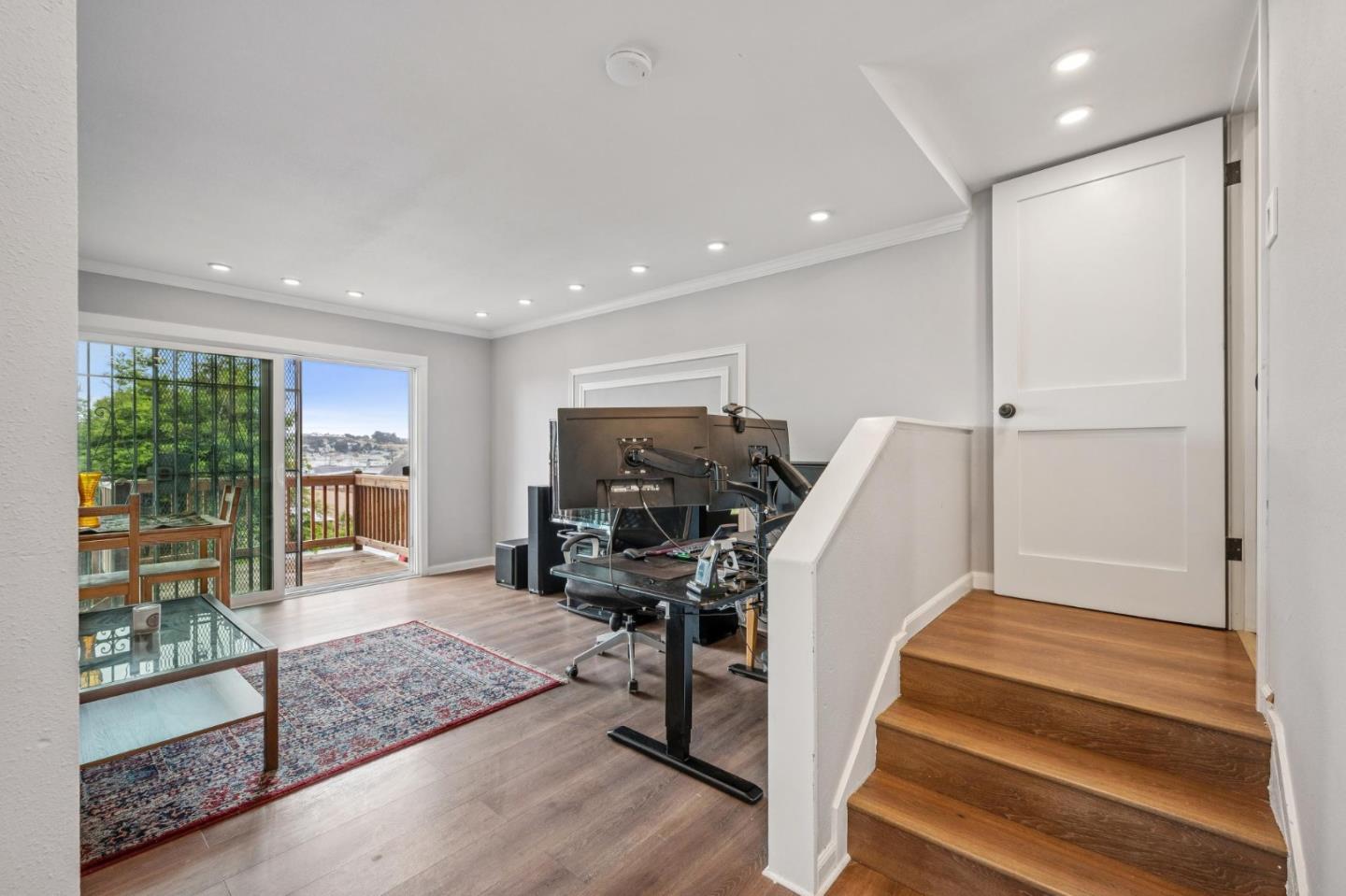 Detail Gallery Image 32 of 42 For 1148 Jamestown Ave, San Francisco,  CA 94124 - 4 Beds | 2 Baths