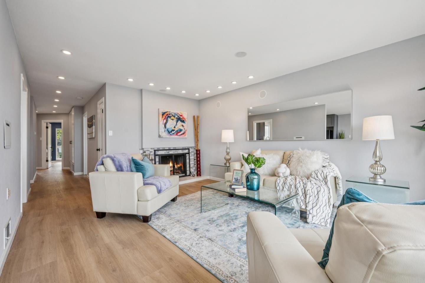 Detail Gallery Image 9 of 42 For 1148 Jamestown Ave, San Francisco,  CA 94124 - 4 Beds | 2 Baths