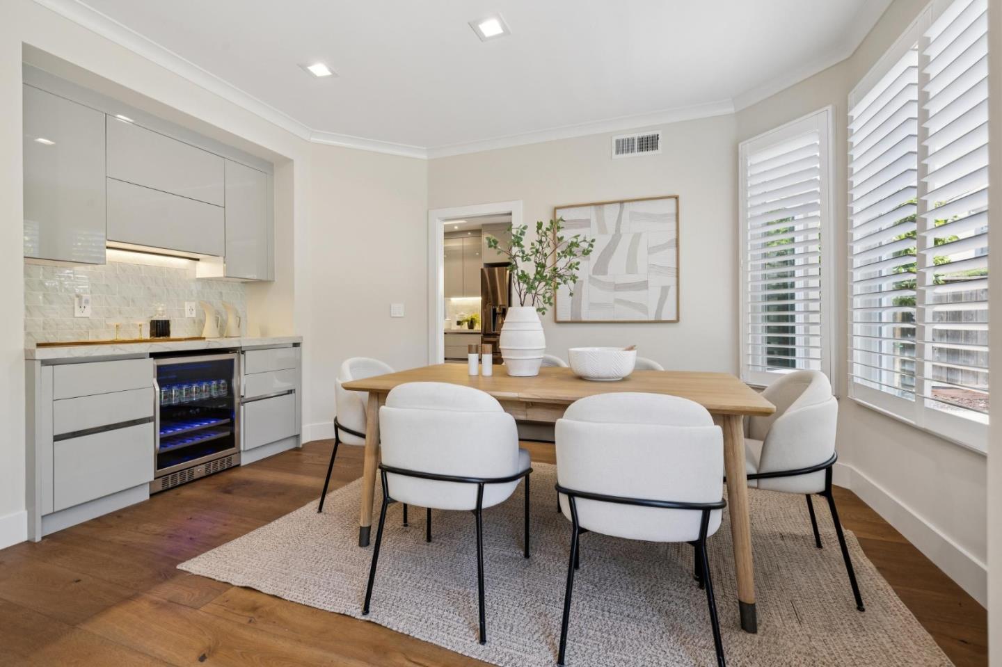 Detail Gallery Image 10 of 40 For 113 Meadowland Dr, Milpitas,  CA 95035 - 4 Beds | 3/1 Baths